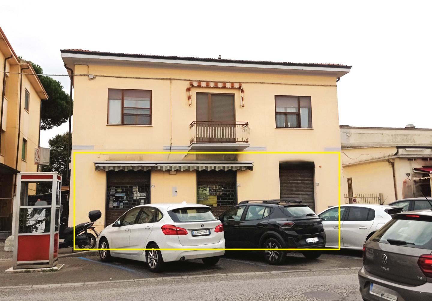 Negozio in affitto a Pisa