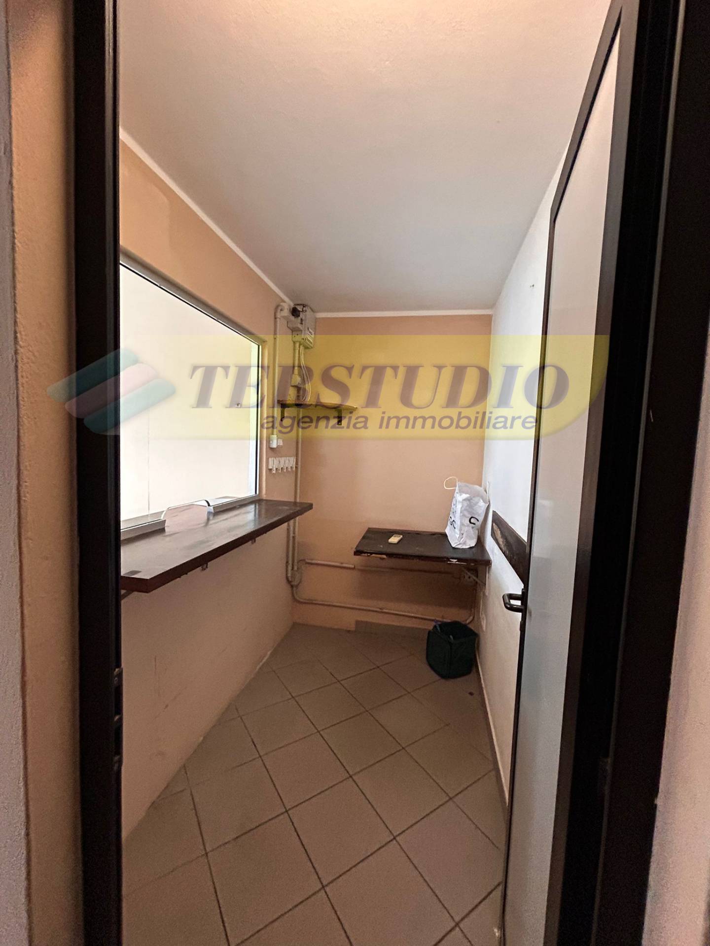 Negozio in affitto a Pontida