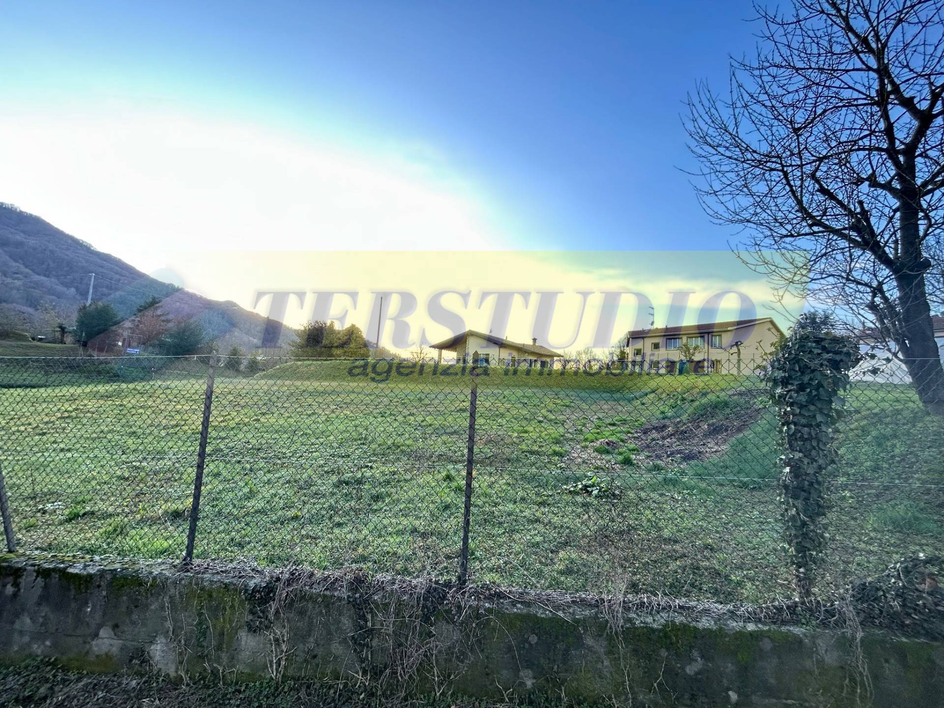 Terreno edificabile in vendita a Pontida