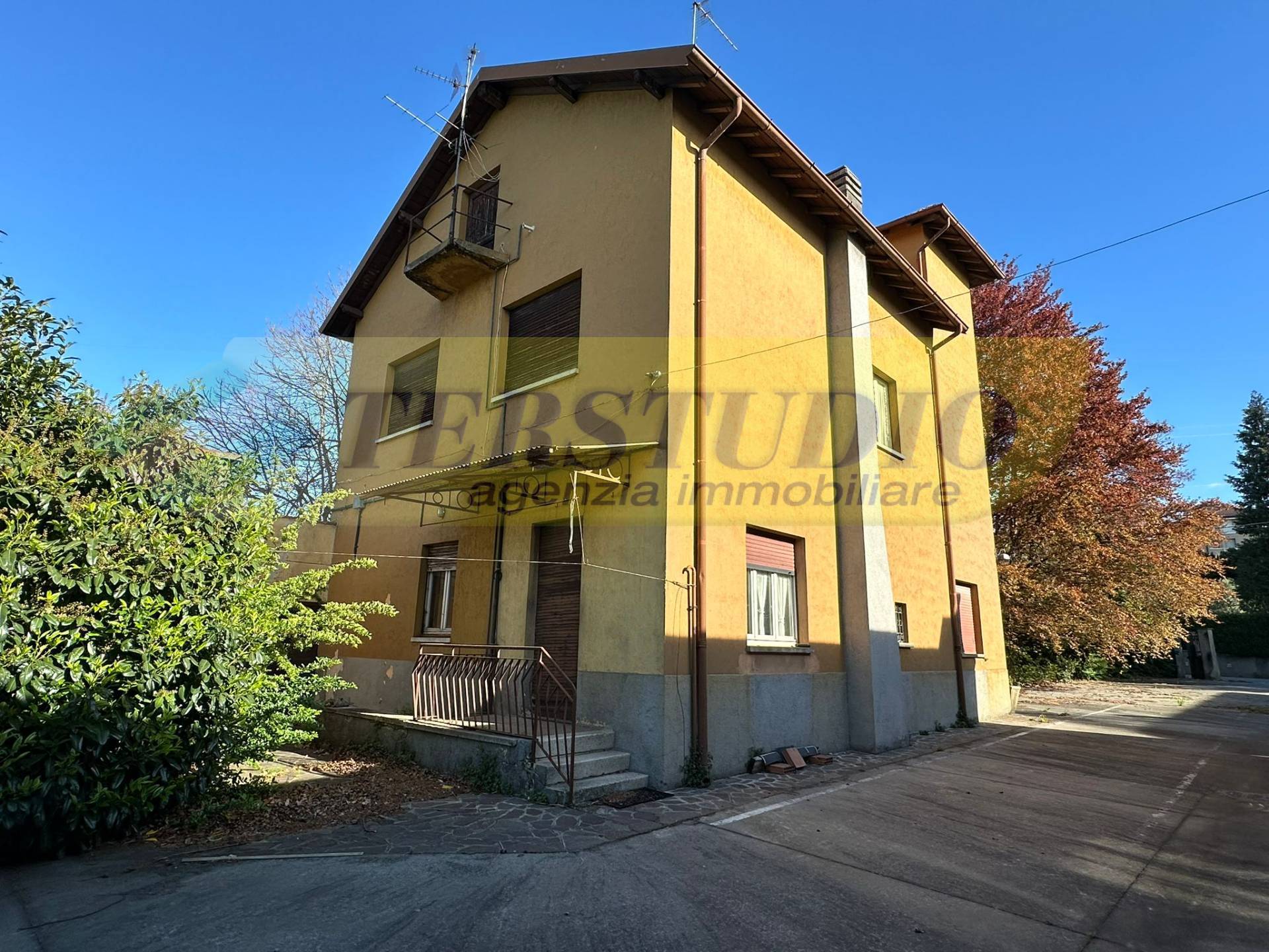 Villa in vendita a Robbiate