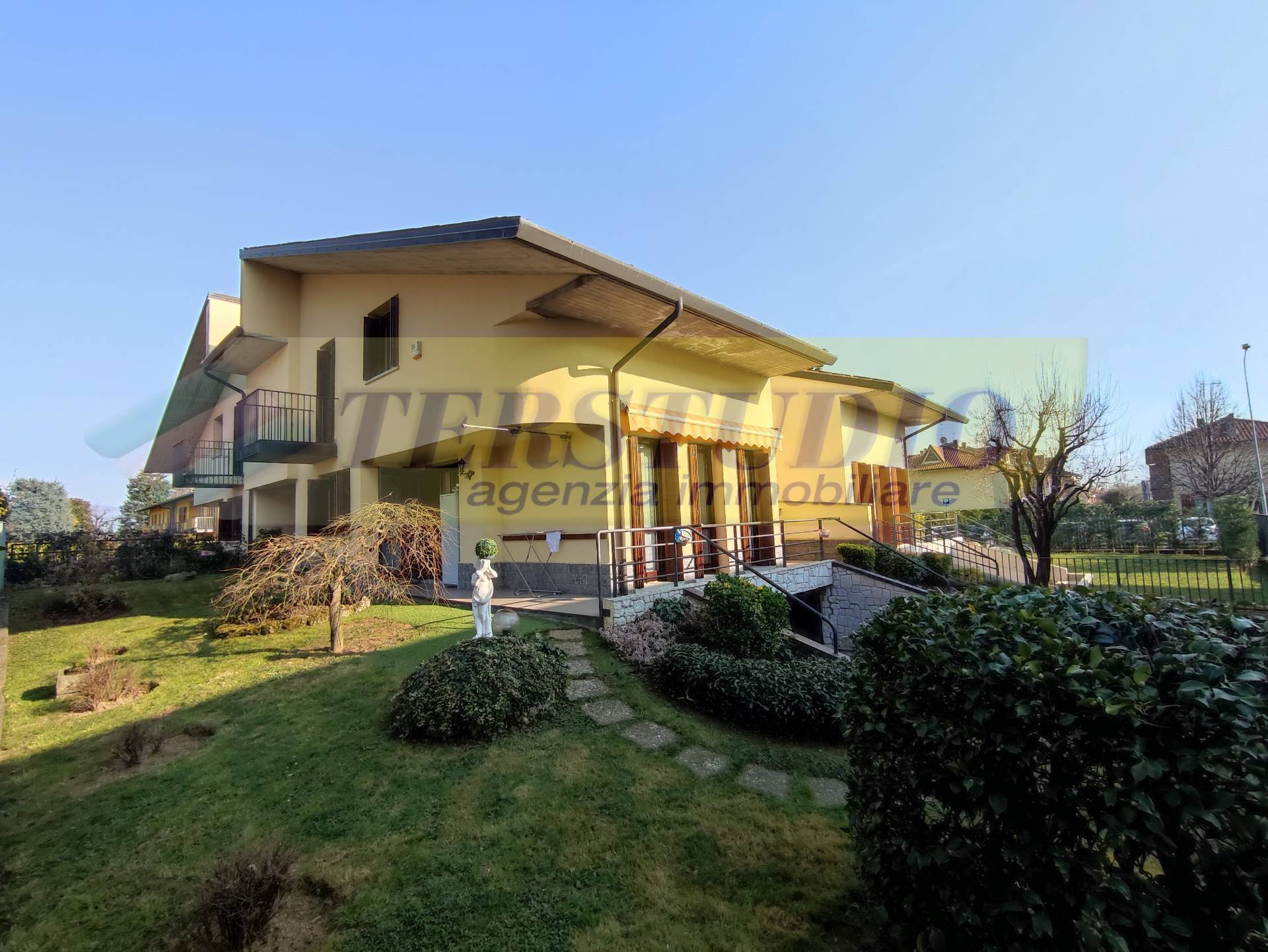 Villette a schiera in vendita a Almenno San Bartolomeo