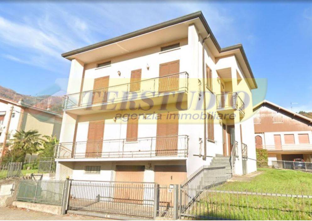 Villa Bifamiliare in vendita a Almenno San Bartolomeo