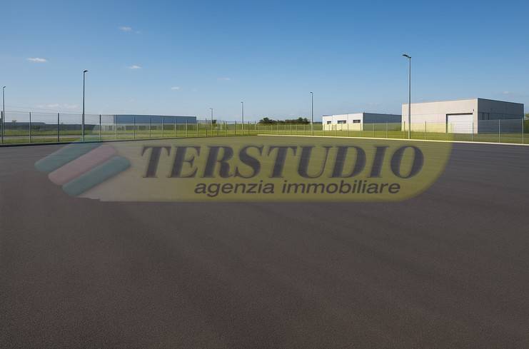 PIAZZALE in affitto a Mapello