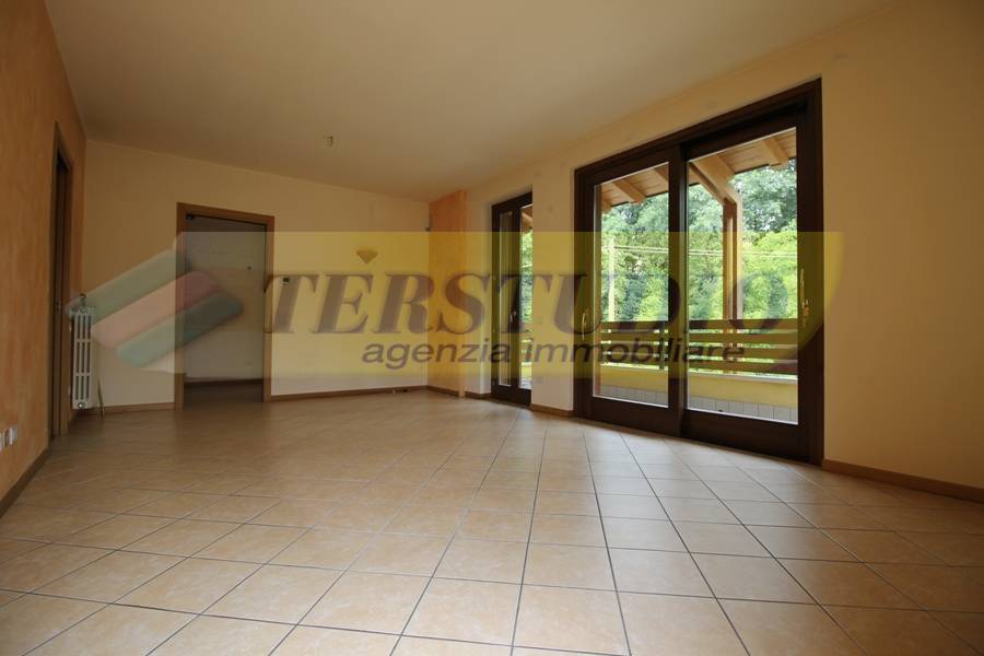 Trilocale in affitto a Brembate di Sopra