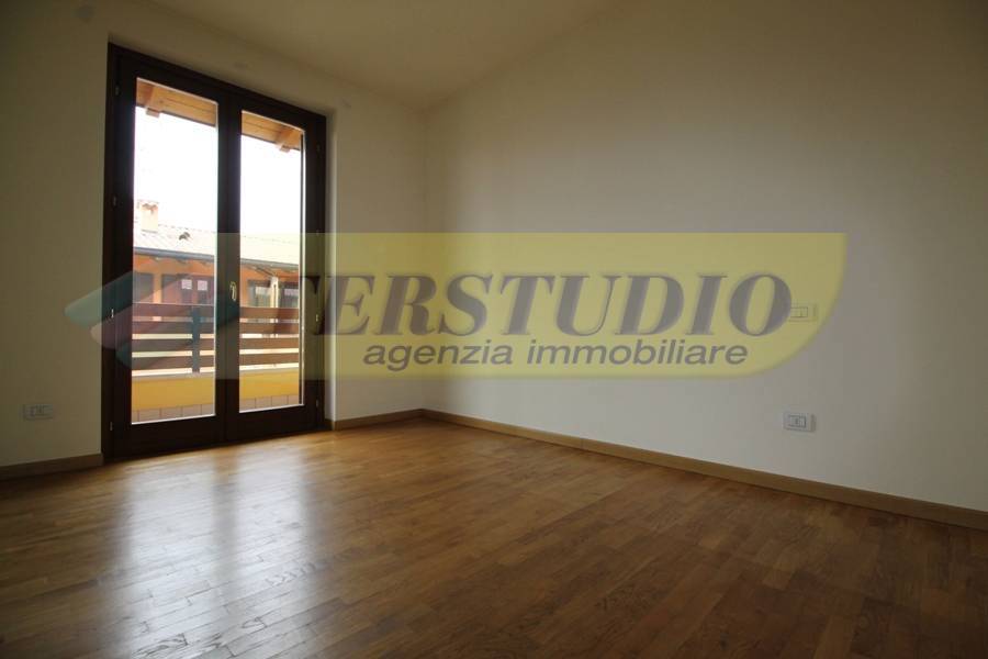 Trilocale in affitto a Brembate di Sopra