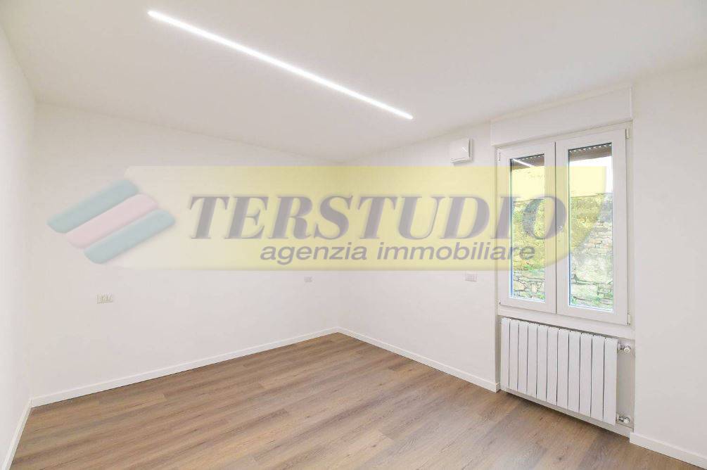 Trilocale in vendita a Pontida