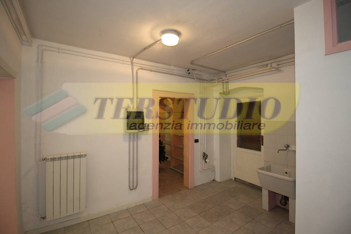 Studio/Ufficio in affitto a Pontida