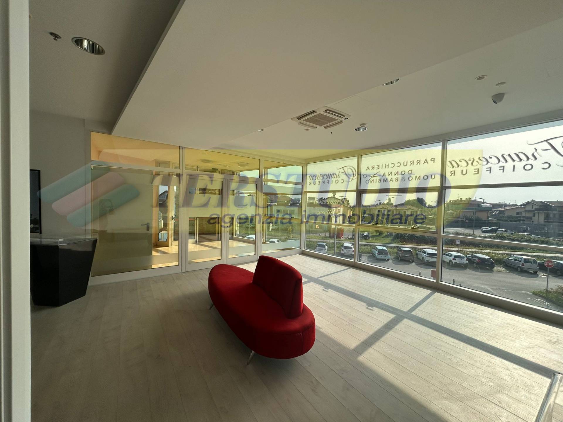 Negozio in vendita a Capriate San Gervasio, Capriate