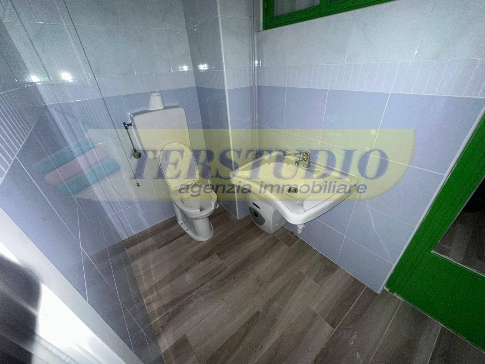 Negozio in vendita a Bergamo, San Paolo