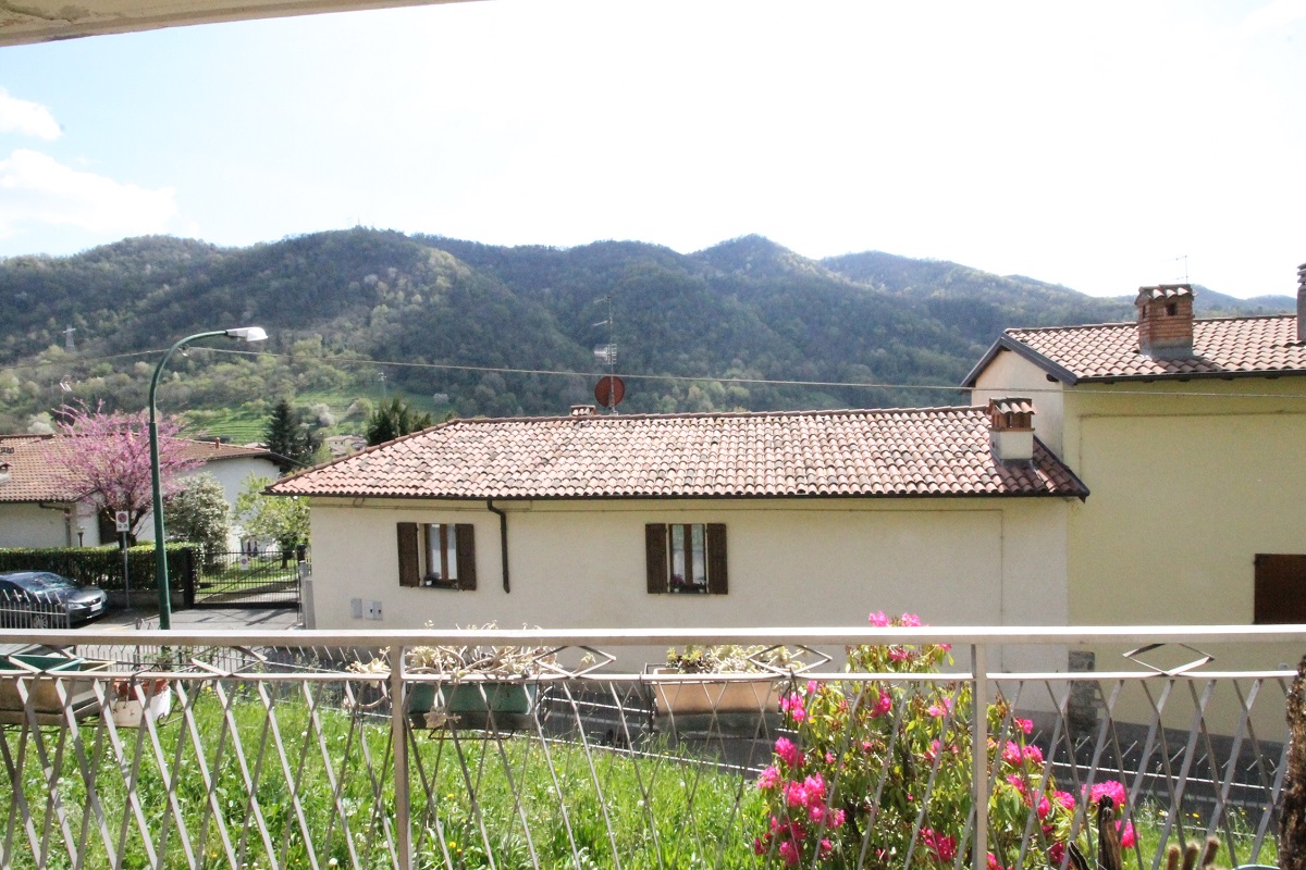 Villa in vendita a Pontida