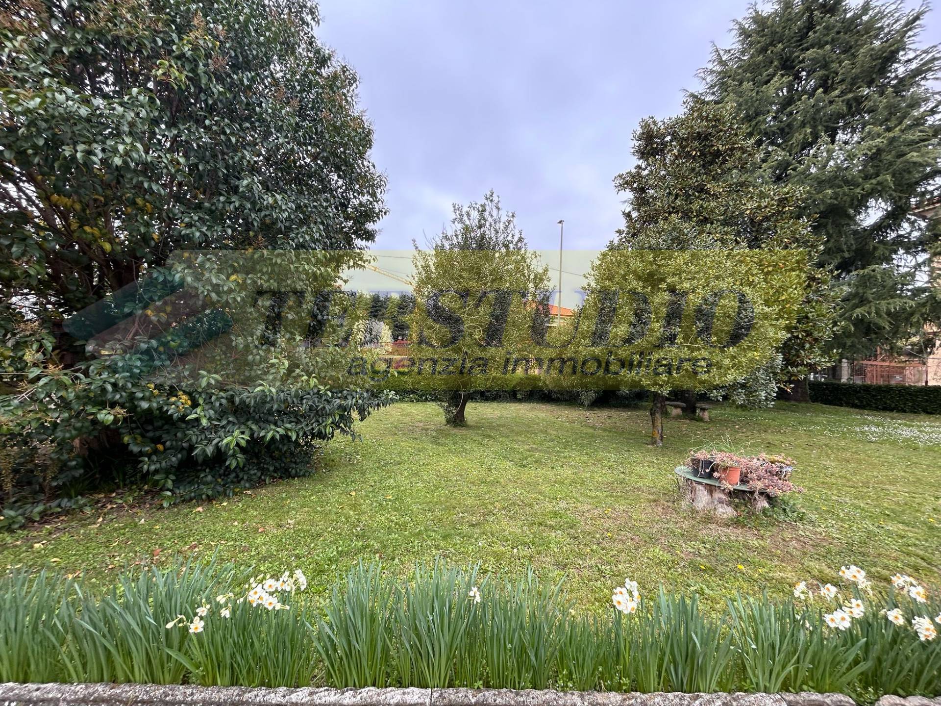 PALAZZINA in vendita a Robbiate