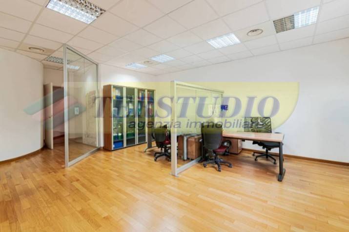 Studio/Ufficio in affitto a Cisano Bergamasco