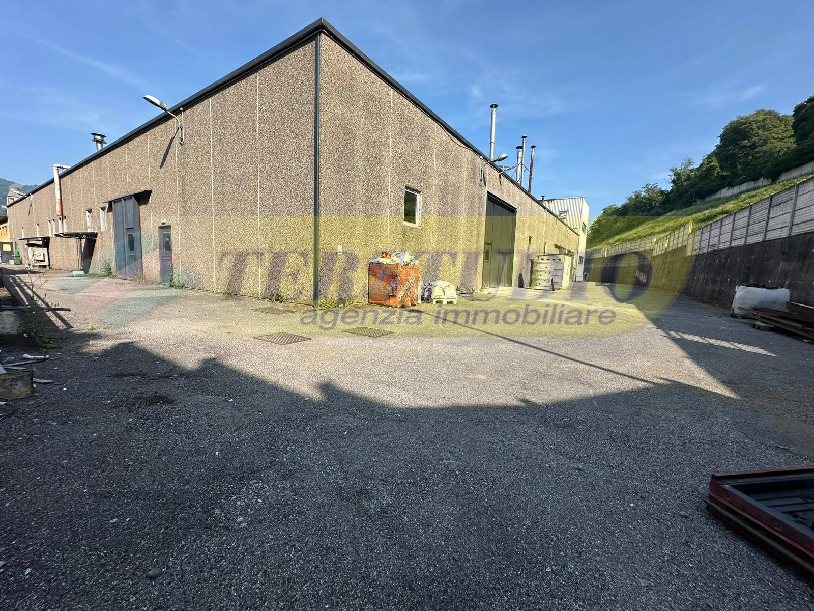Capannone in affitto a Monte Marenzo
