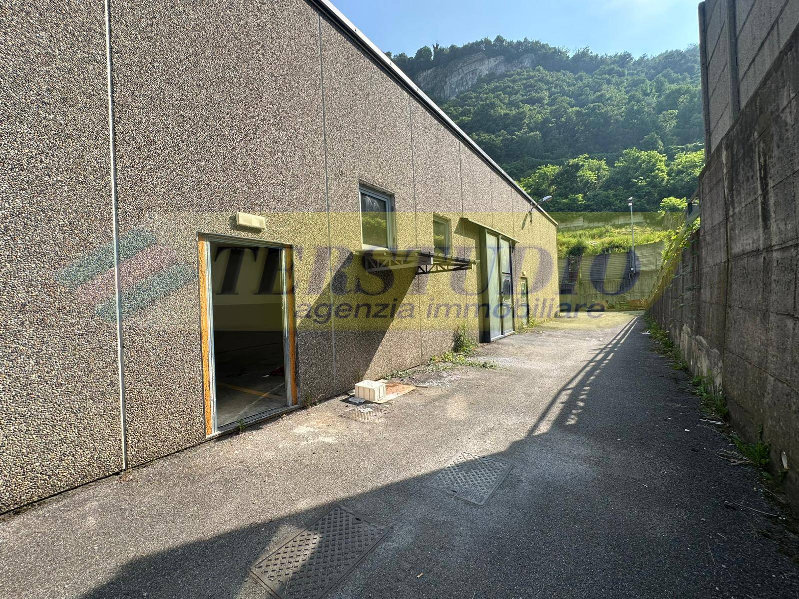 Capannone in affitto a Monte Marenzo