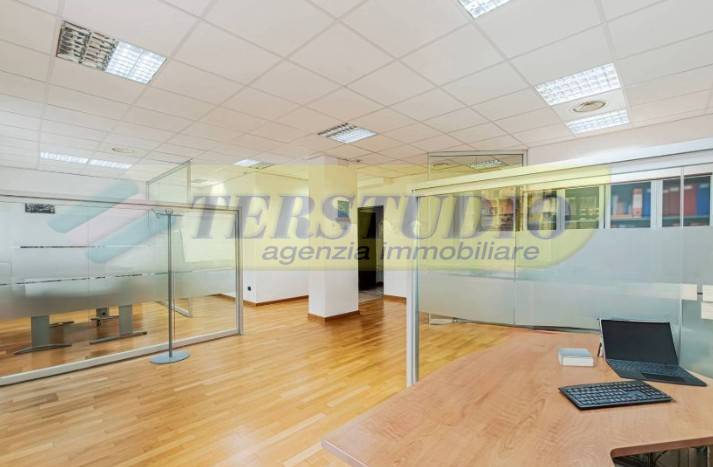 Studio/Ufficio in affitto a Monte Marenzo