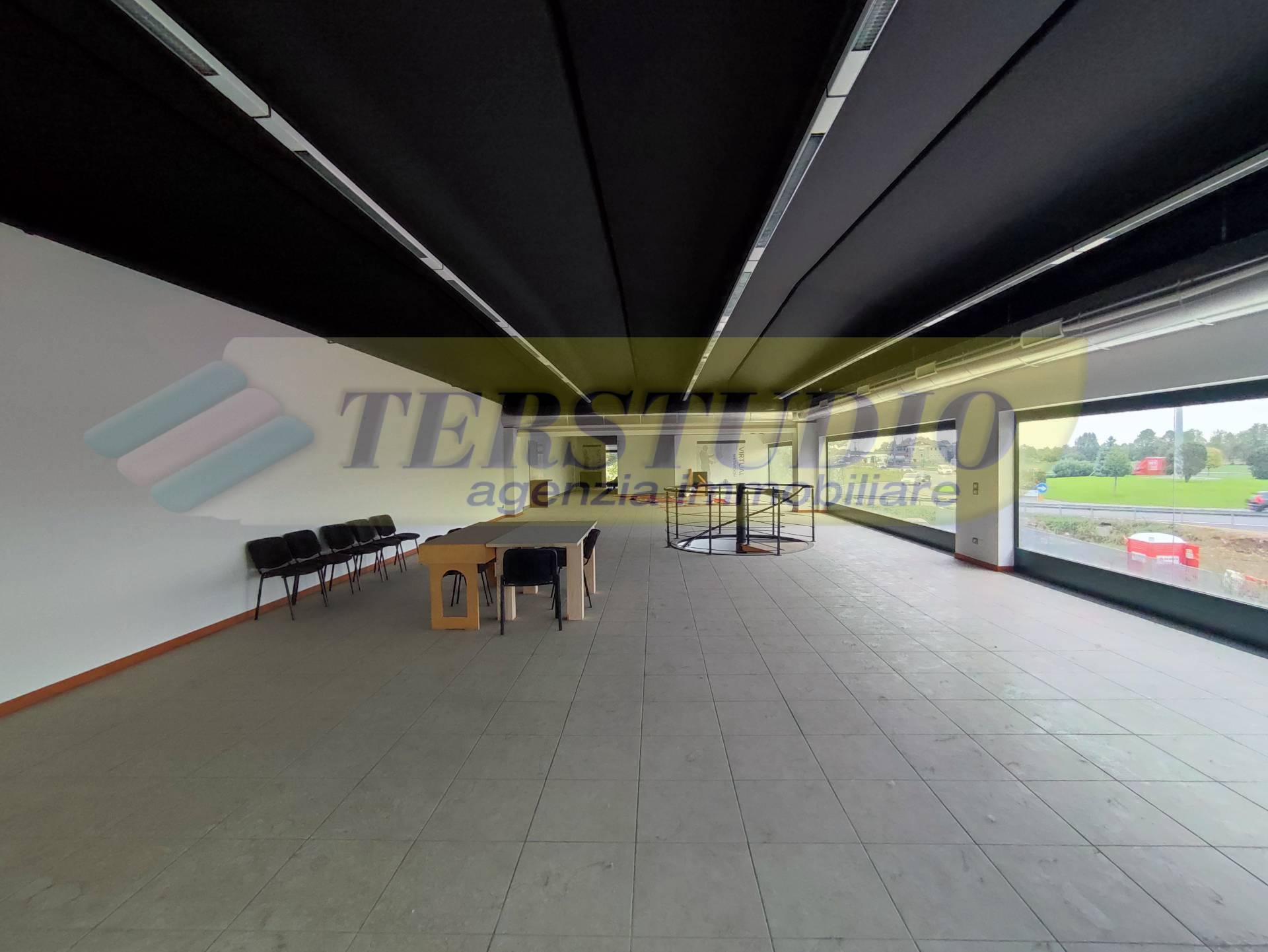 Capannone in vendita a Spirano