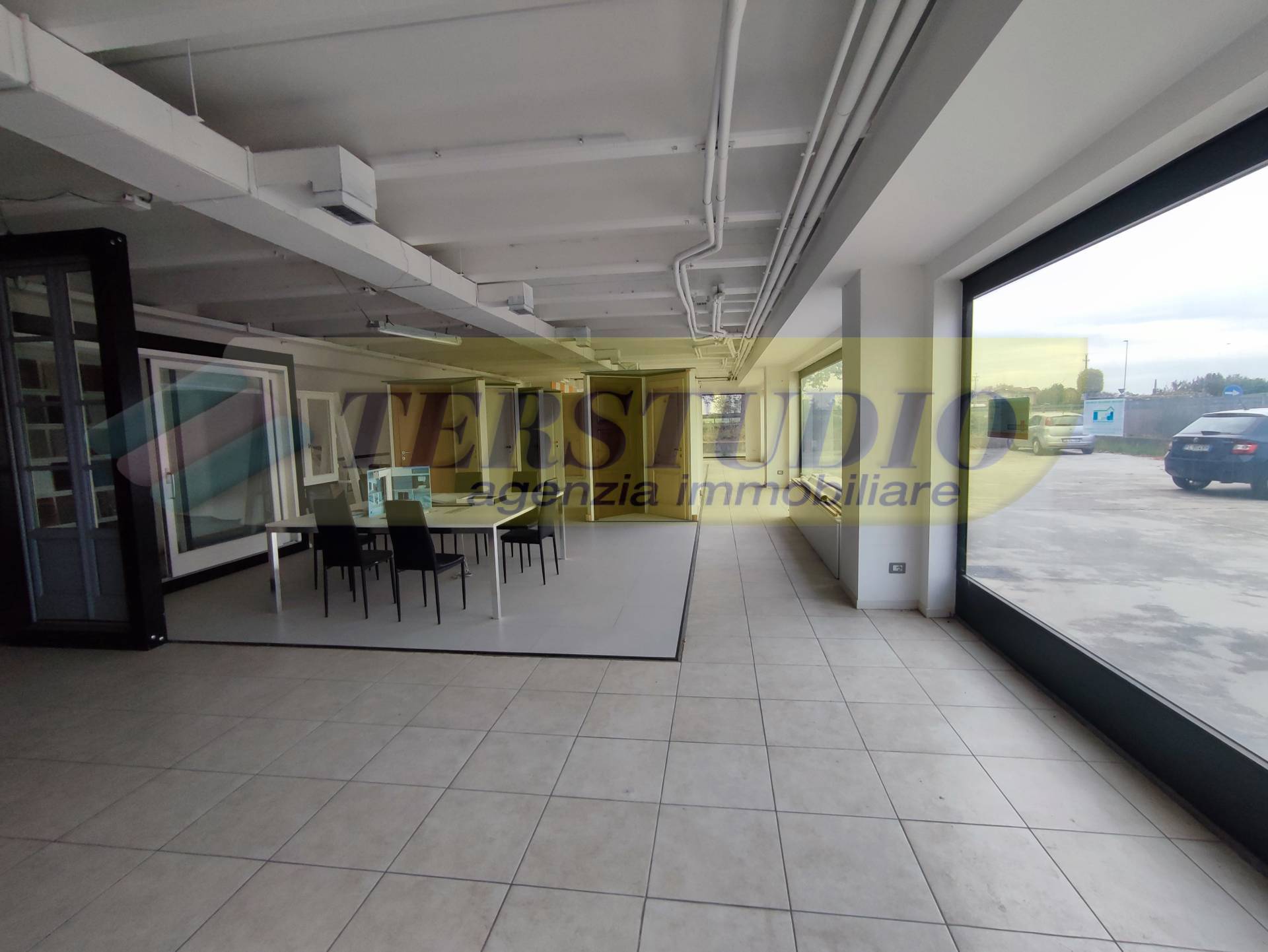 Capannone in vendita a Spirano