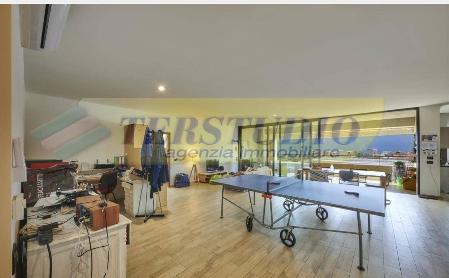 Quadrilocale in vendita a Mandello del Lario