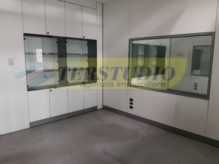 Capannone in vendita a Capriate San Gervasio, San Gervasio