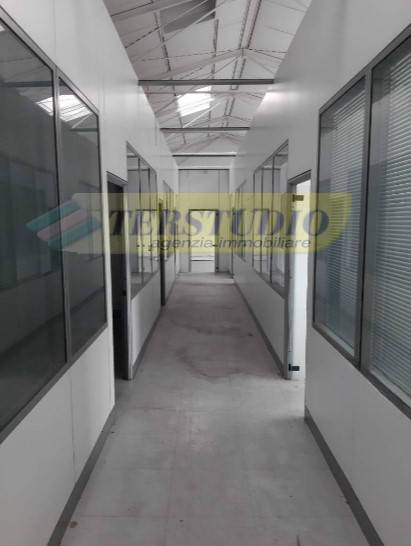 Capannone in vendita a Capriate San Gervasio, San Gervasio