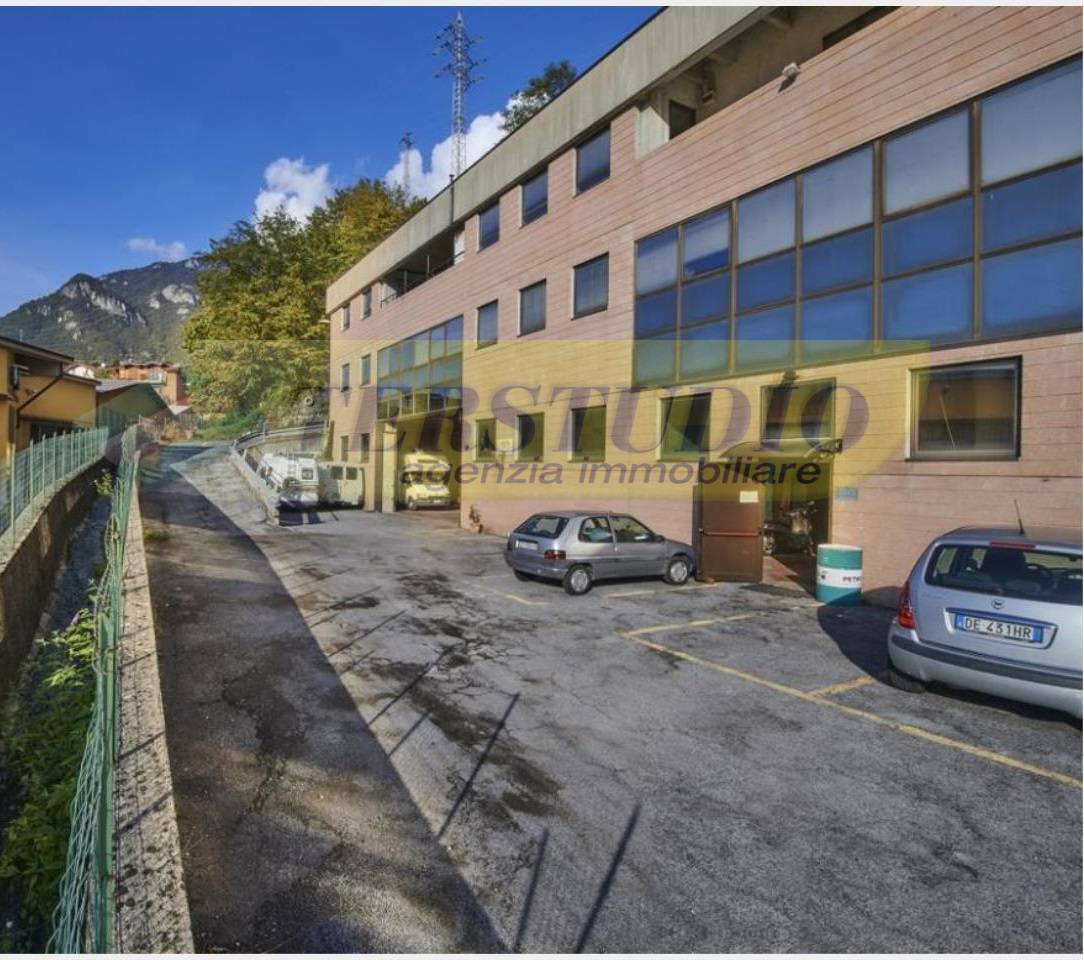 Capannone in vendita a Mandello del Lario