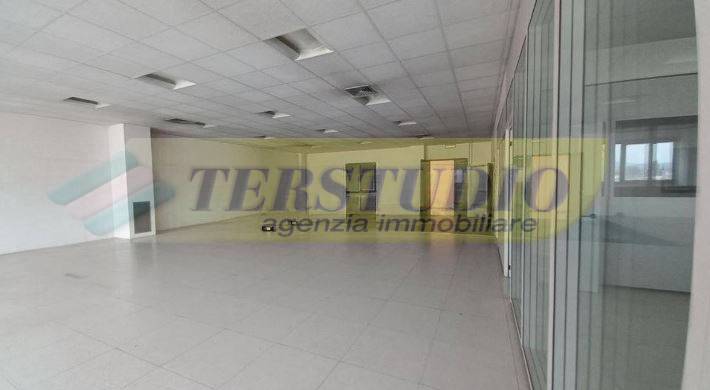 Capannone in vendita a Bellusco