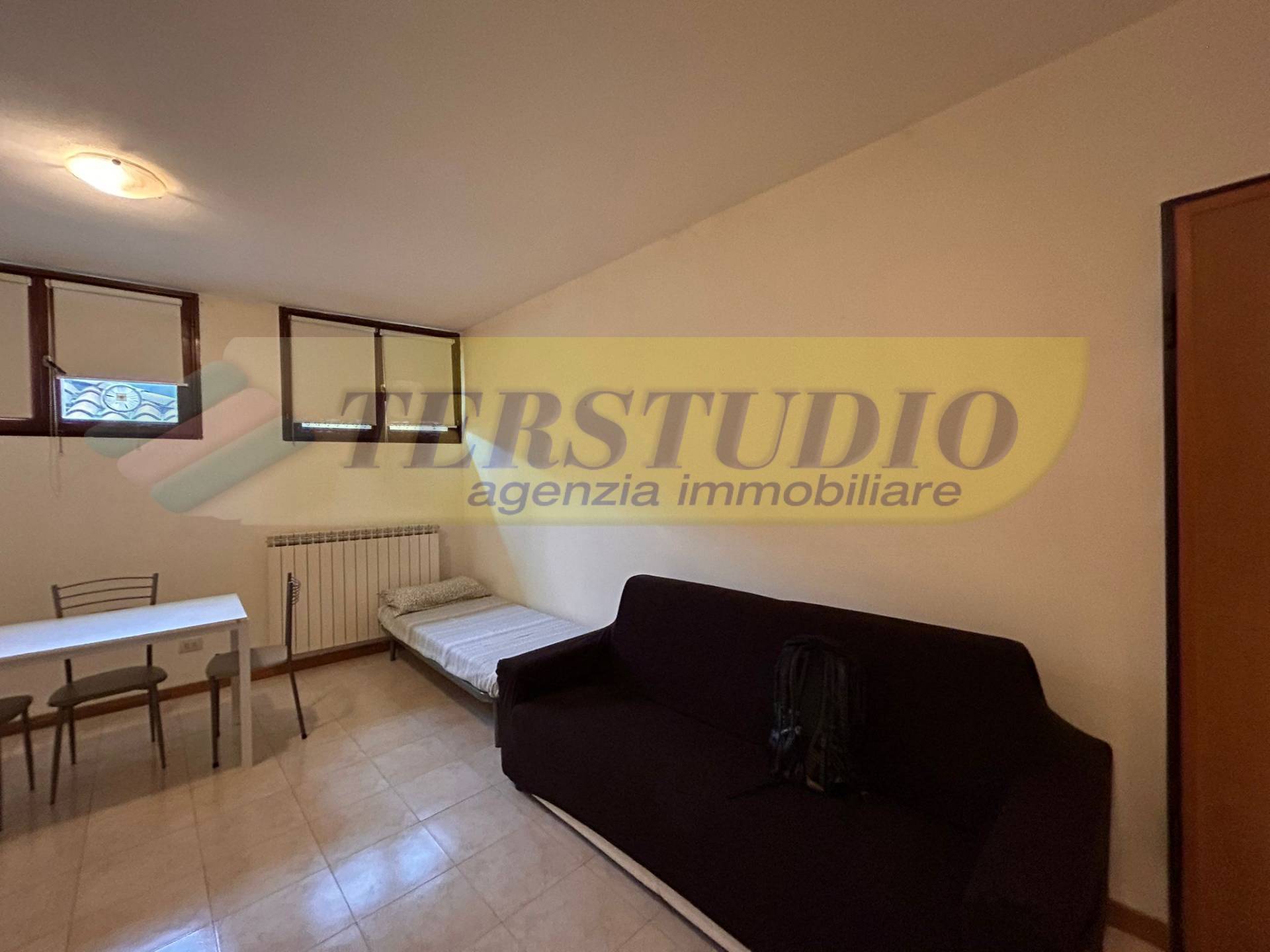 Monolocale in affitto a Pontida