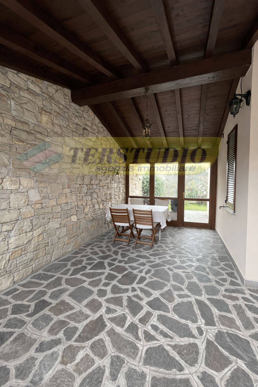 Villa in vendita a Villa d'Adda