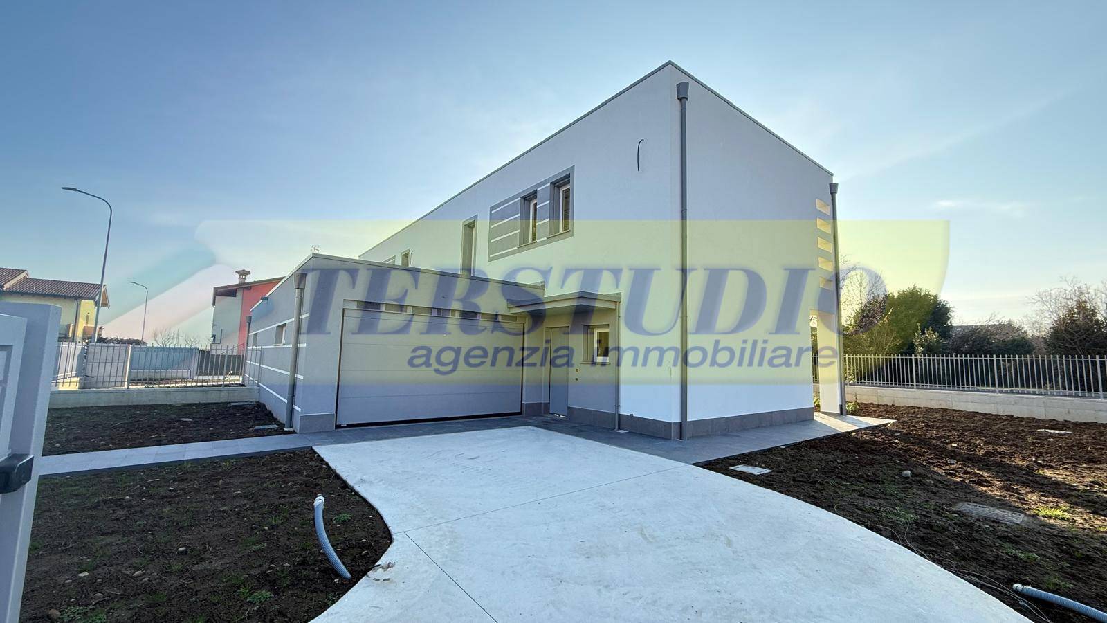 Villa Bifamiliare in vendita a Mapello