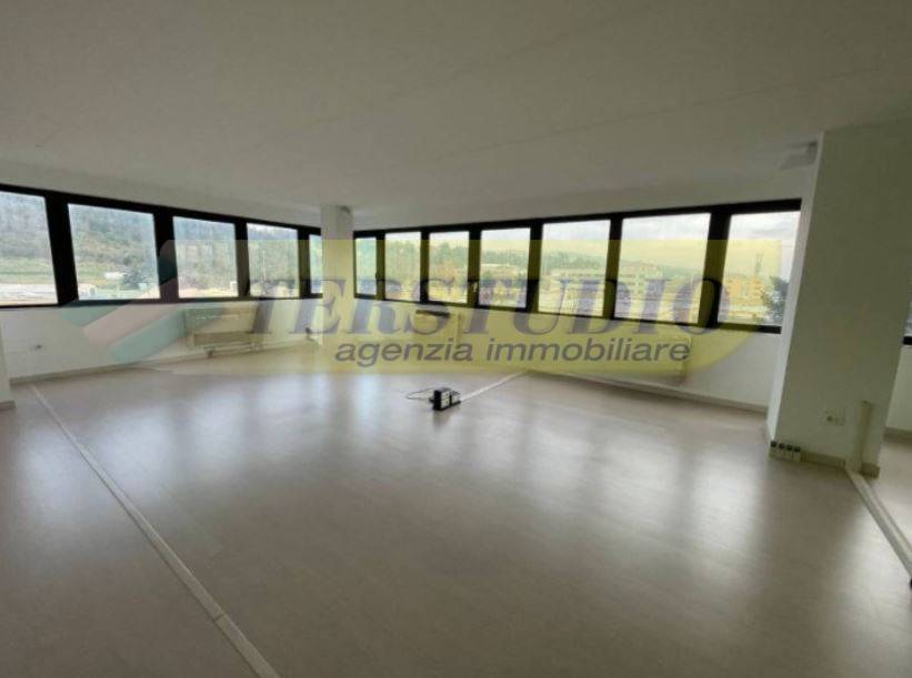 Studio/Ufficio in affitto a Vaprio d'Adda