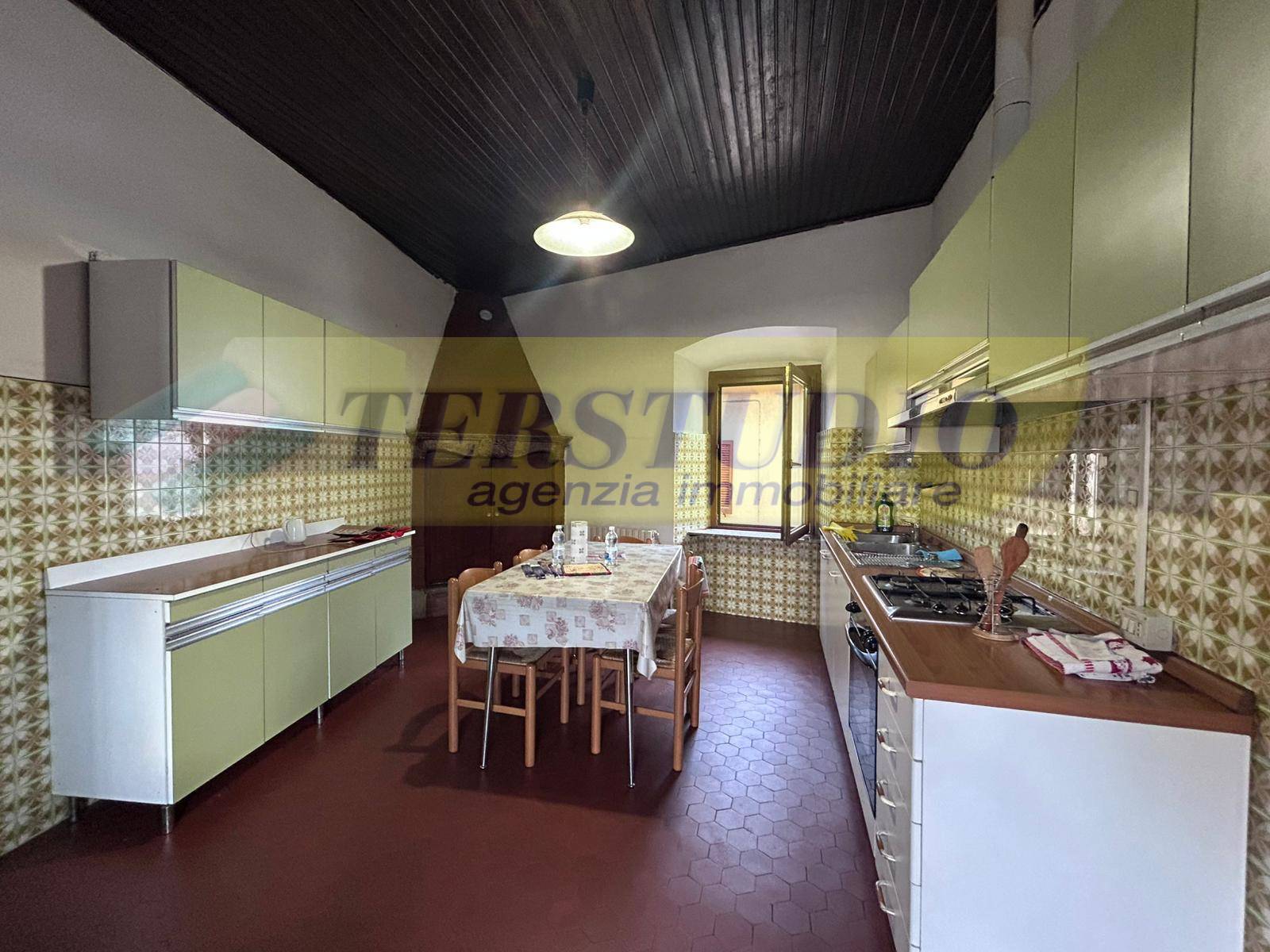 Trilocale in vendita a Caprino Bergamasco, Sant'Antonio