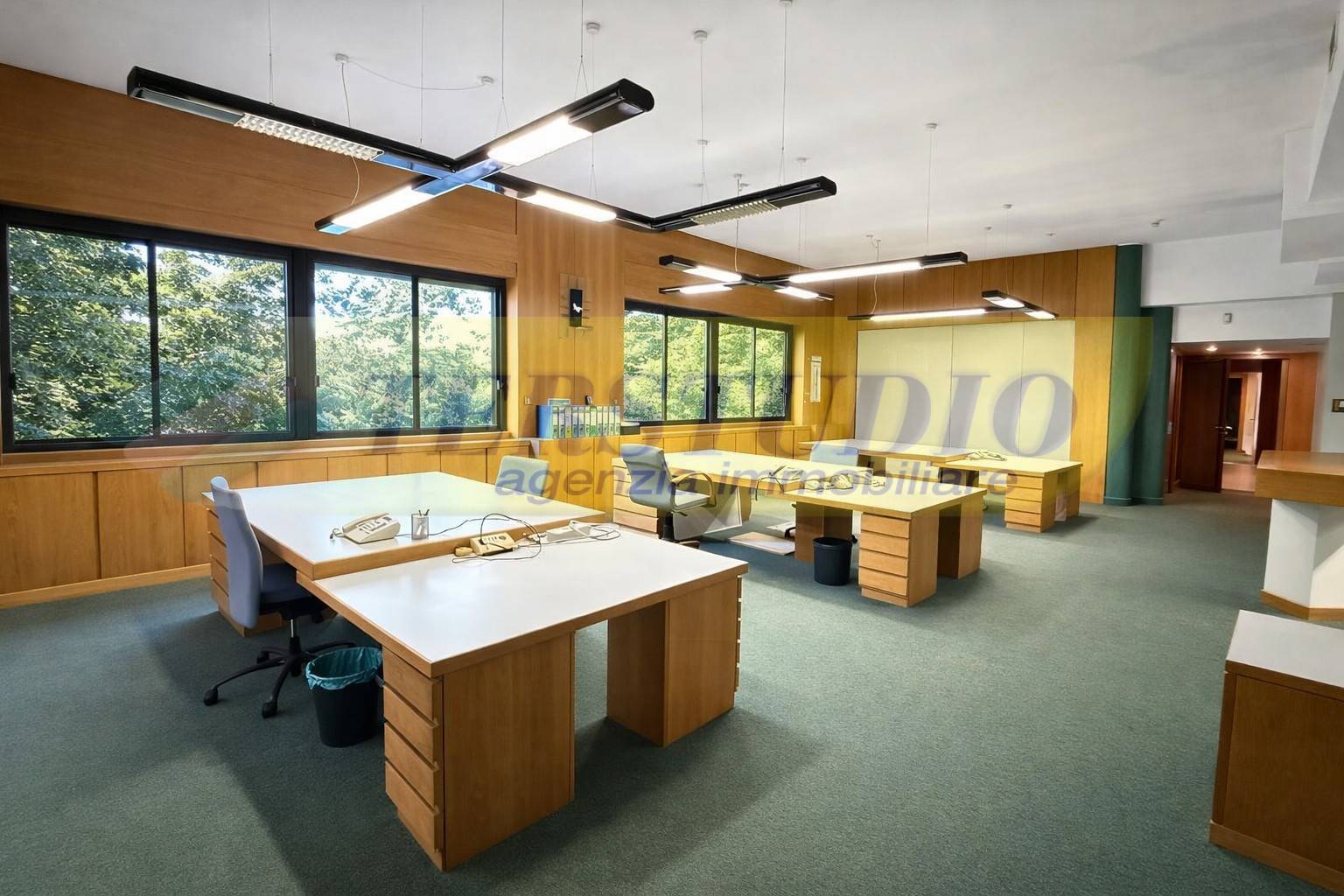 Capannone in vendita a Valmadrera