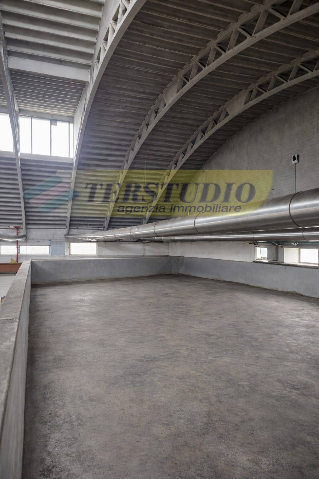 Capannone in vendita a Sesto San Giovanni