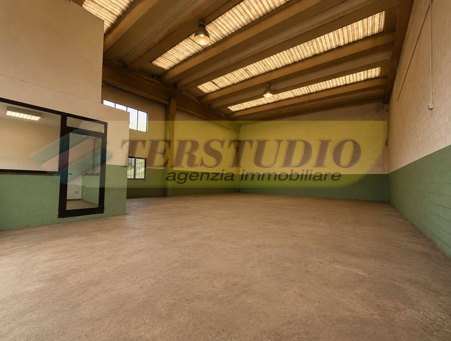 Capannone in vendita a Cologno Monzese
