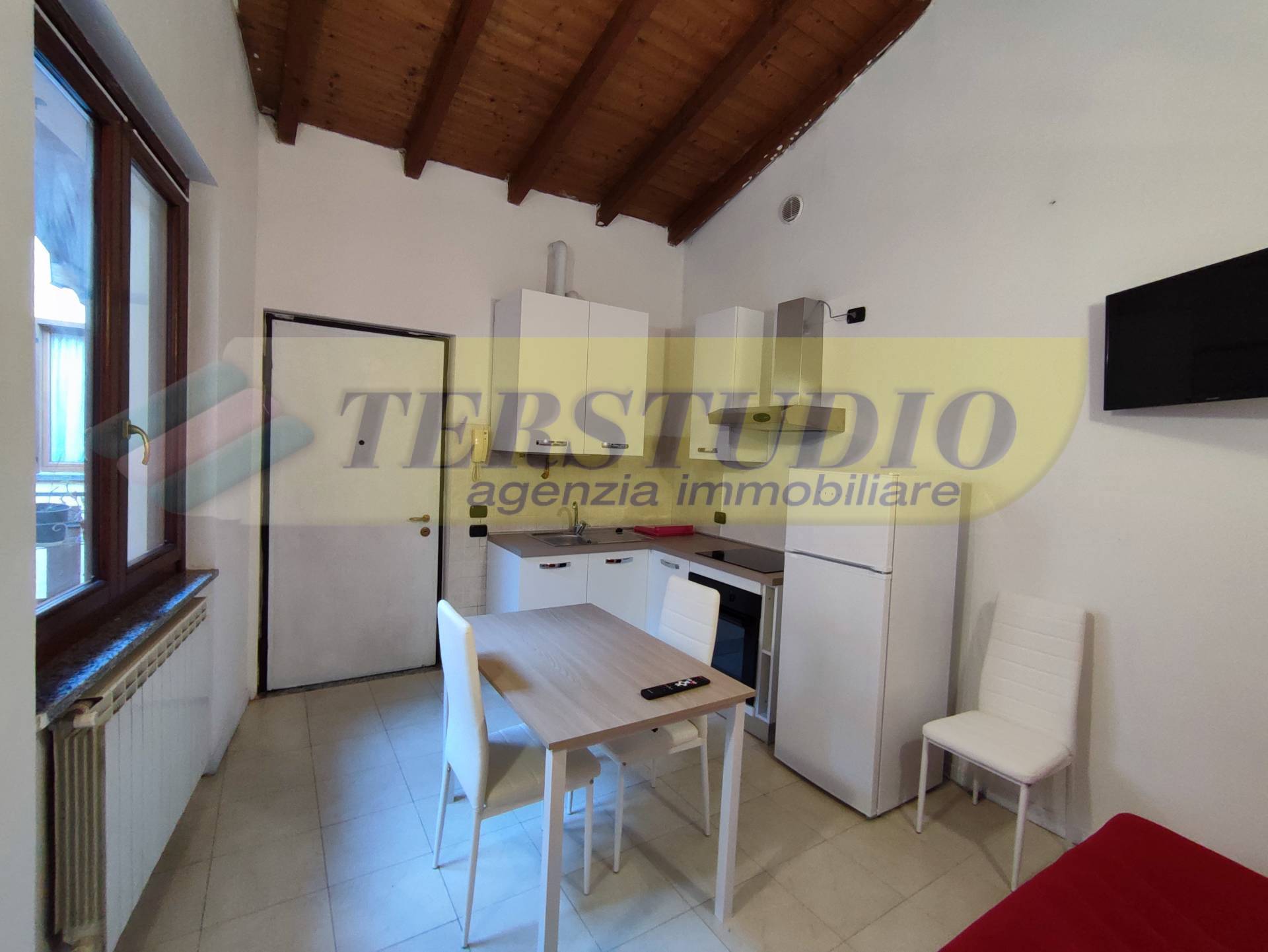 Bilocale in affitto a Carvico