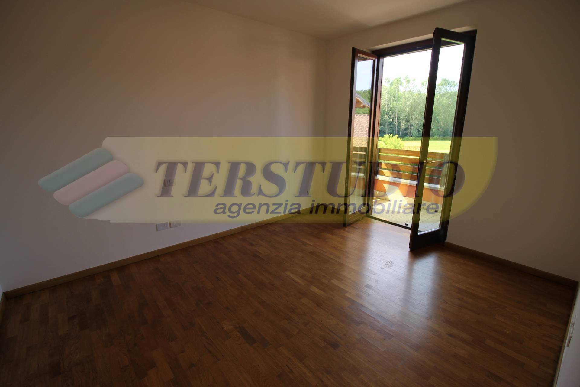 Bilocale in affitto a Strozza