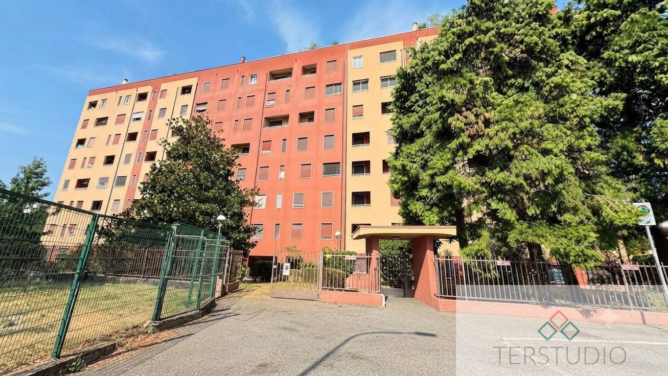 Trilocale in vendita a Monza, Cederna