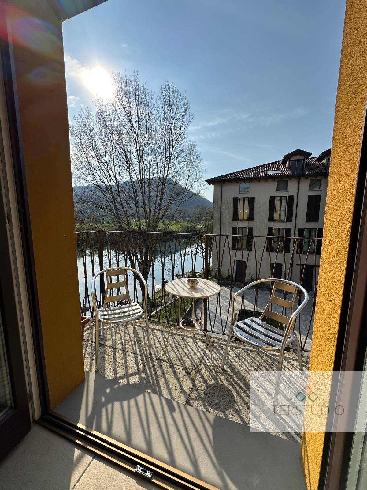 Trilocale in vendita a Brivio, Molinazzo