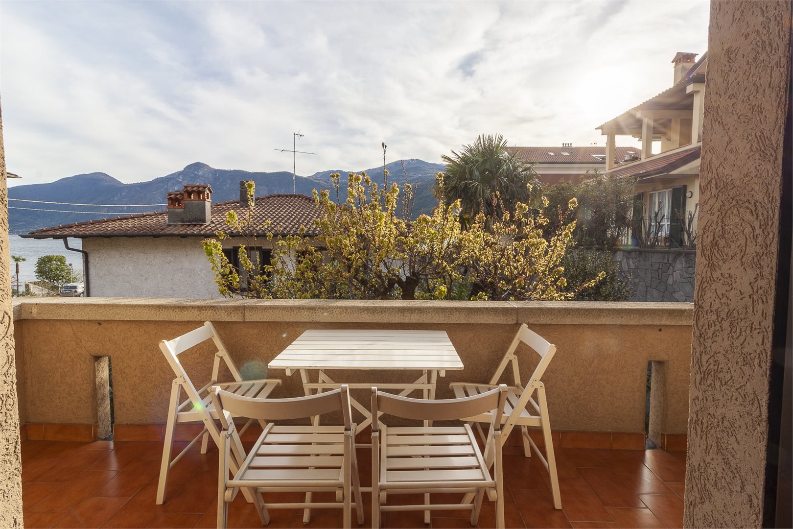 Quadrilocale in vendita a Lierna
