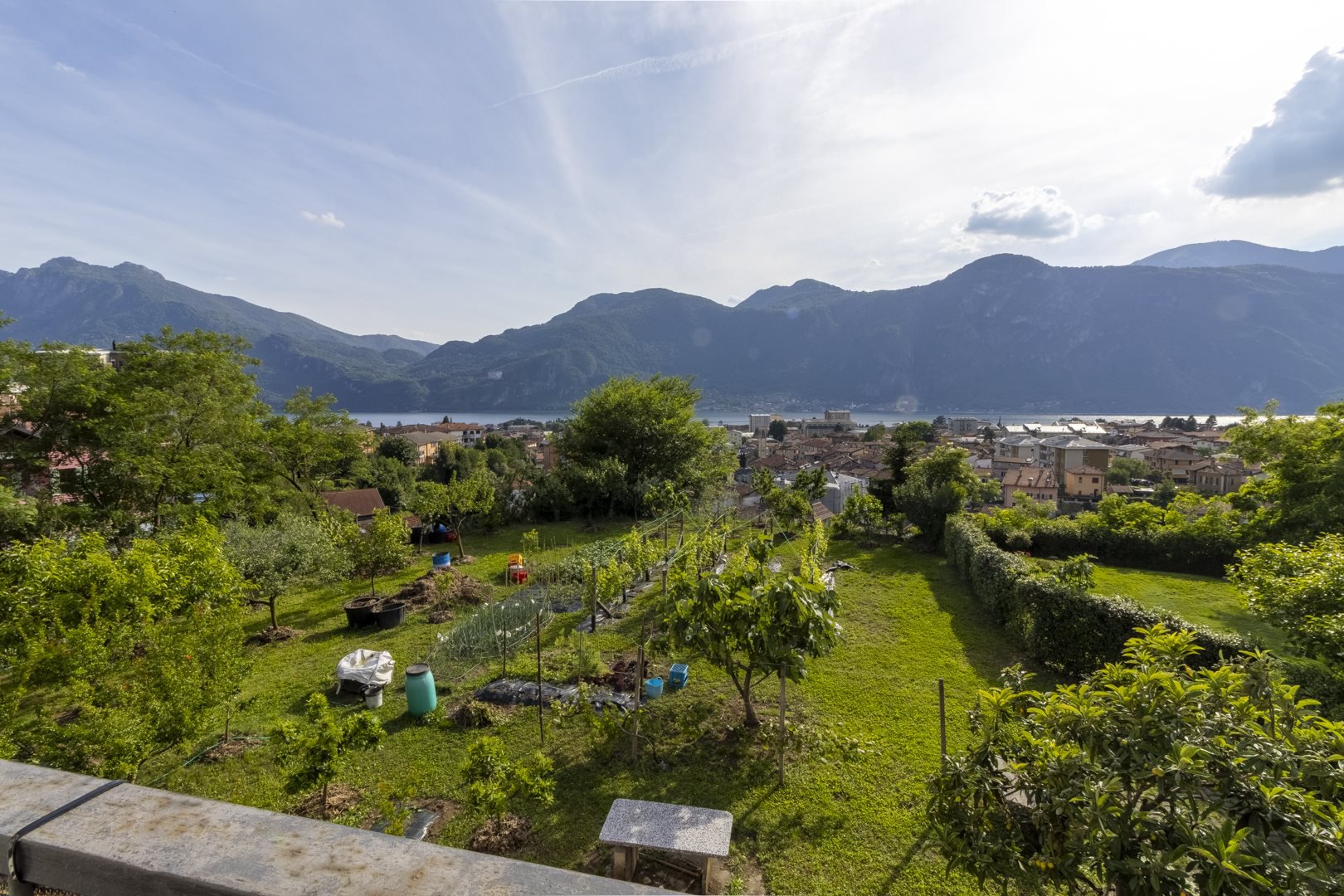 Quadrilocale in vendita a Mandello del Lario