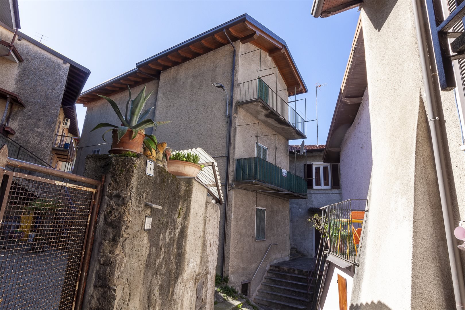 Casa indipendente in vendita a Abbadia Lariana