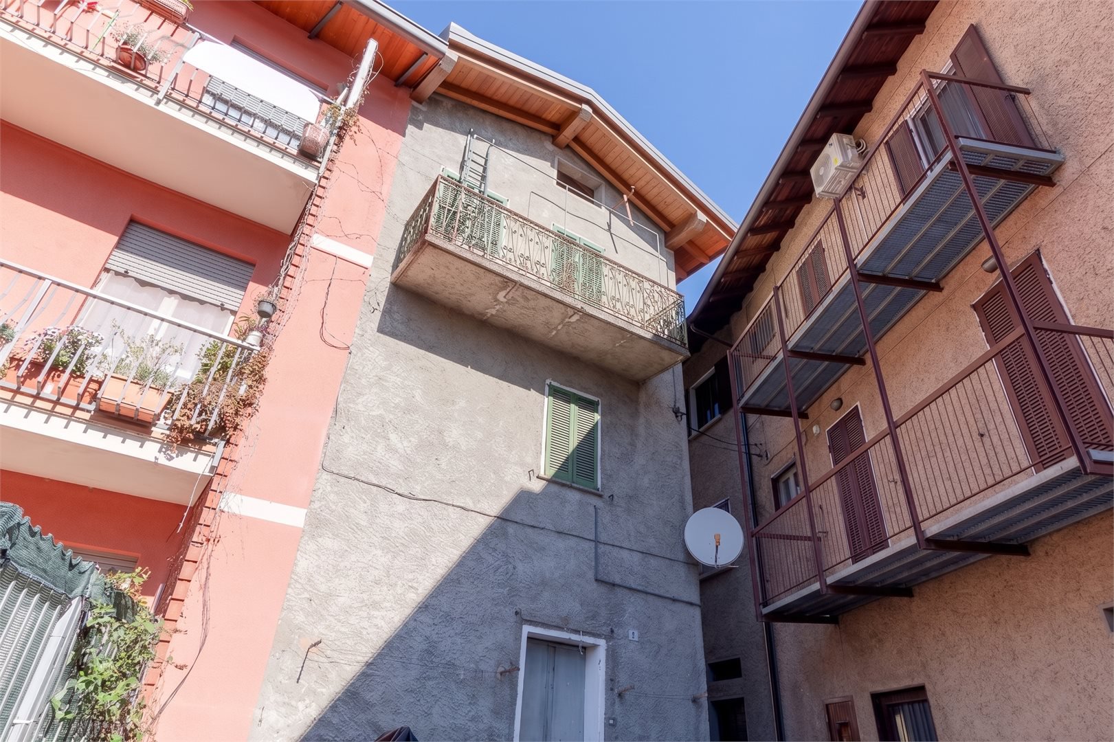 Casa indipendente in vendita a Abbadia Lariana