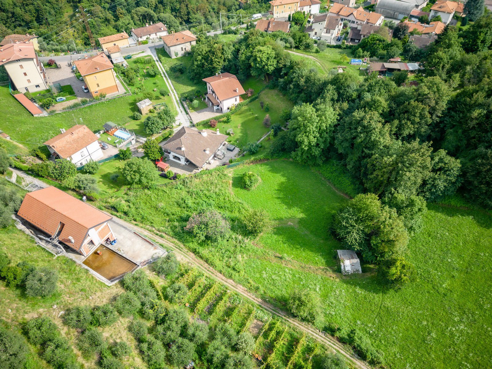 Terreno in vendita a Mandello del Lario