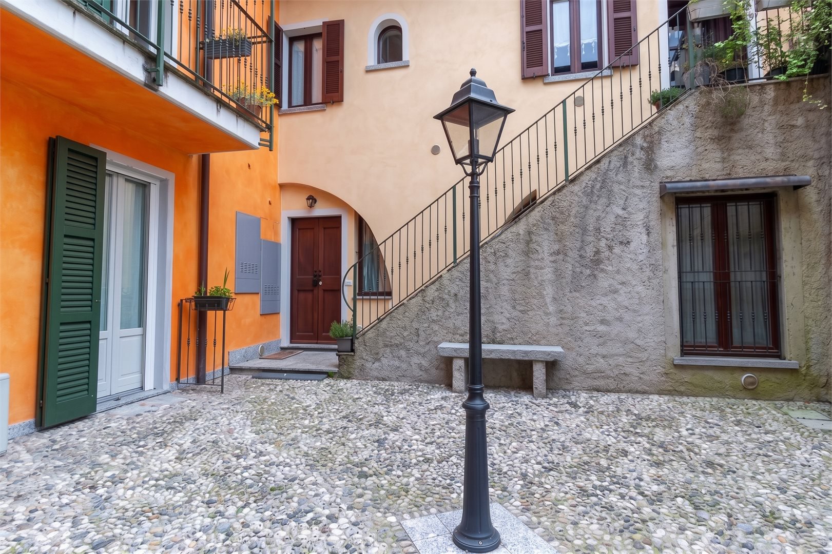 Bilocale in affitto a Lierna