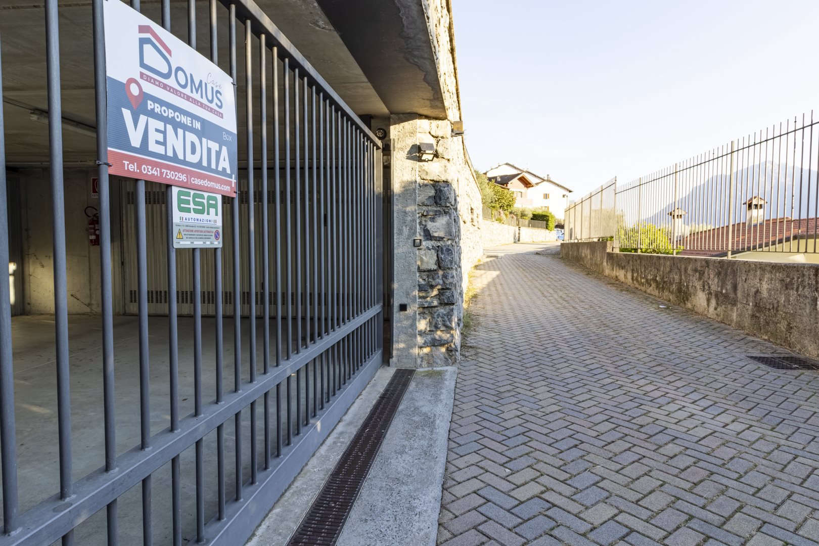 Box/Garage 23mq in vendita a Mandello del Lario