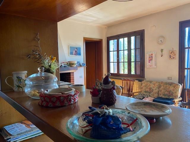 Casa indipendente con giardino a Cascina