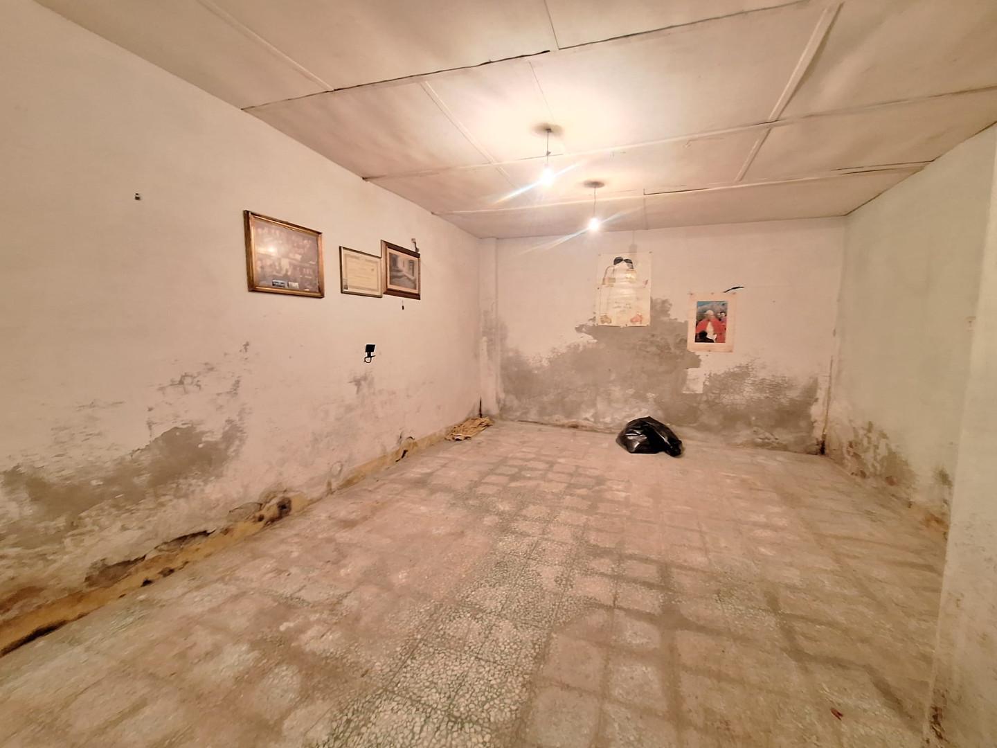 Laboratorio da ristrutturare a Cascina