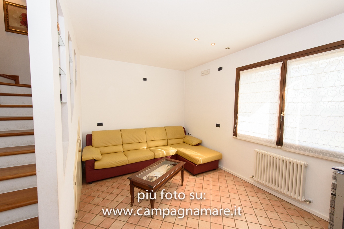 Villette a schiera in vendita a Lagosanto