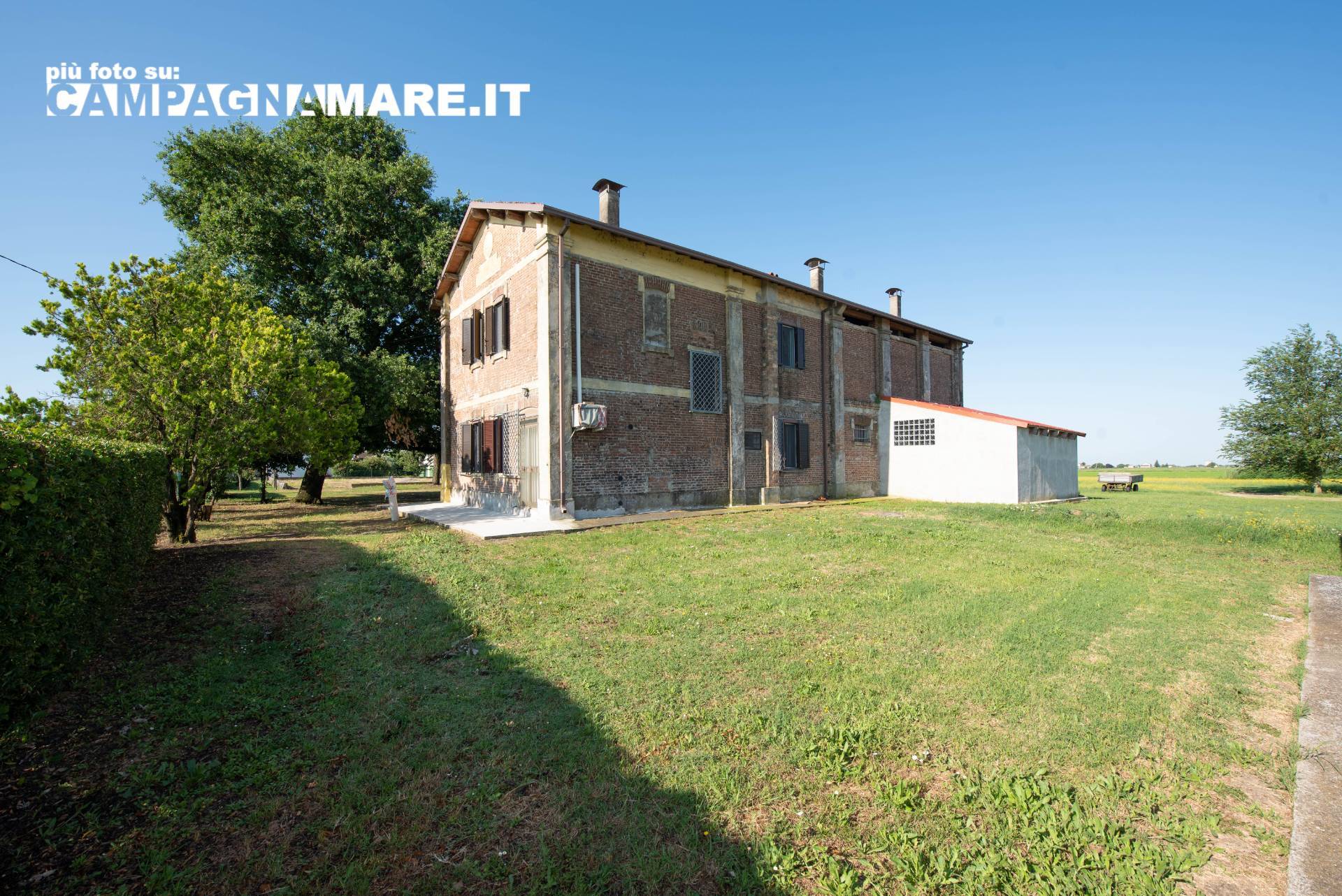 Casale in vendita a Jolanda di Savoia