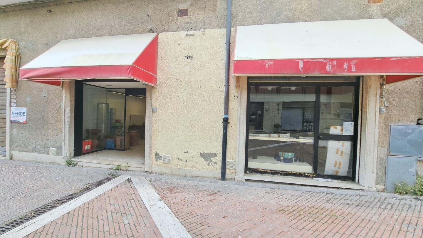 Locale commerciale in vendita, Rosignano Marittimo rosignano solvay